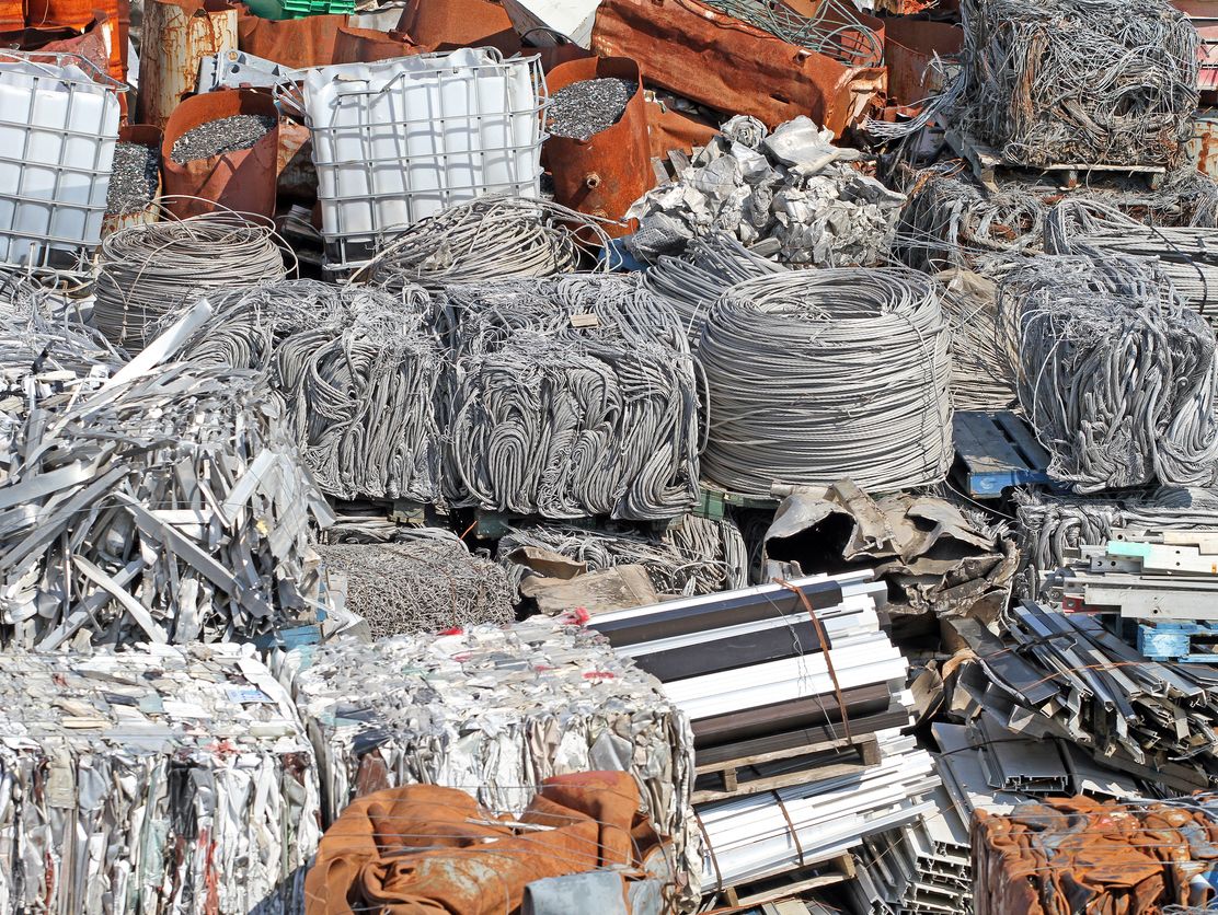 Kapanan İşyerlerinden Toplu Hurda Alımıyla Saha Temizliği ve Nakit Dönüş Sağlıyoruz